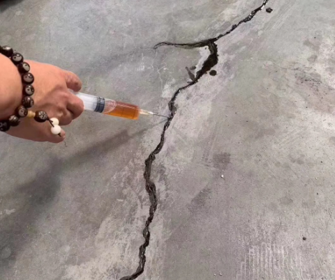 崖州混凝土裂缝修补技术详解​